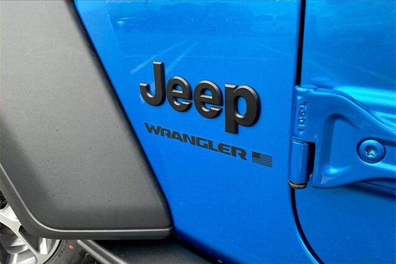 New 2025 Jeep Wrangler 4-door Sport SImage 13