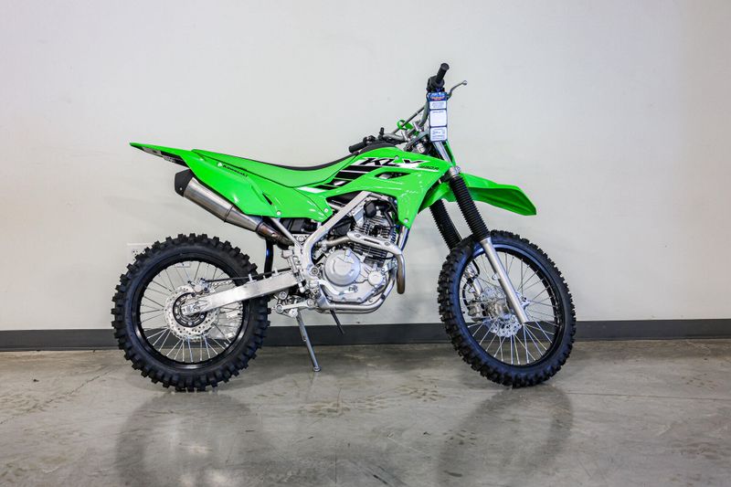 2025 Kawasaki KLX230R LIME GREENImage 5