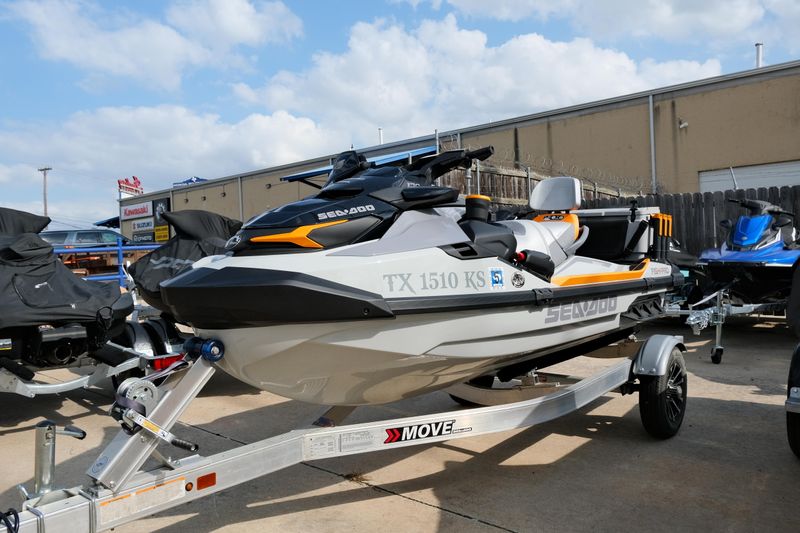 USED 2023 SEADOO PWC GTX FISHT 170 AUD Image 5