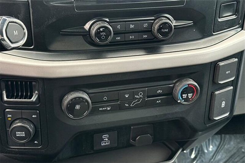2023 Ford F-150 XLTImage 17