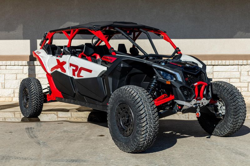 2025 Can-Am MAVERICK X3 X RC 72 TURBO RR HYBRID WHITE AND LEGION REDImage 1