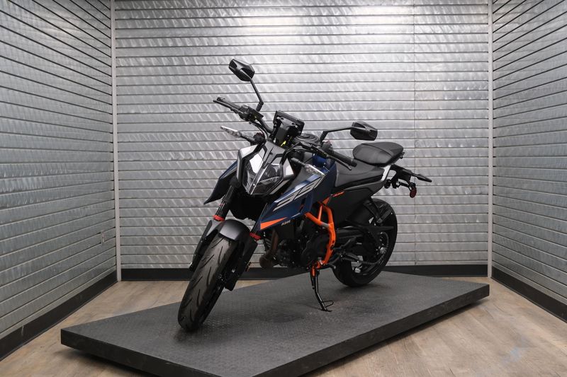 NEW 2026 KTM 390 DUKE Image 7