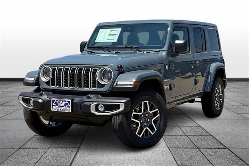 2024 Jeep Wrangler 4-door SaharaImage 2