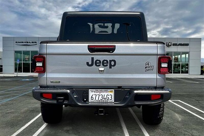 Used 2021 Jeep Gladiator WillysImage 3