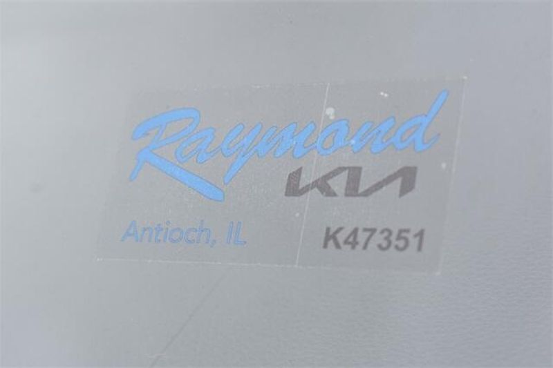 2025 Kia Seltos SImage 33