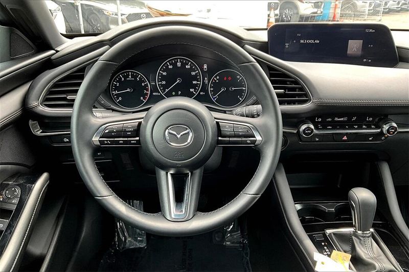 Used 2025 Mazda Mazda3 2.5 S Preferred PackageImage 5