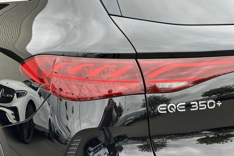 2023 Mercedes-Benz EQE 350+ SUVImage 34