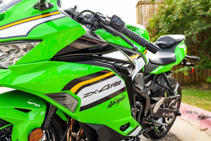 2025 Kawasaki NINJA ZX4RR ABS KRT EDITION ABS LIME GREEN AND EBONY AND PEARL BLIZZARD WHITE Image 19