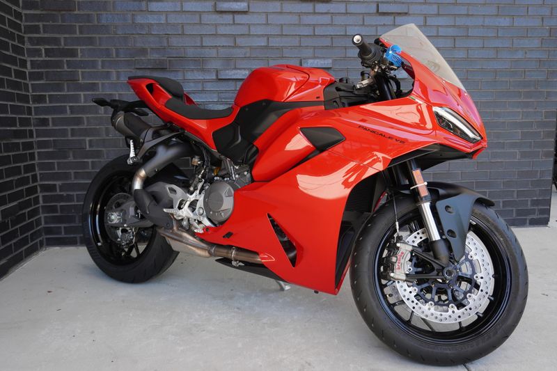 New 2026 Ducati PANIGALE V2 896 