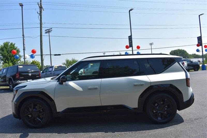 New 2026 Kia EV9 LandImage 6