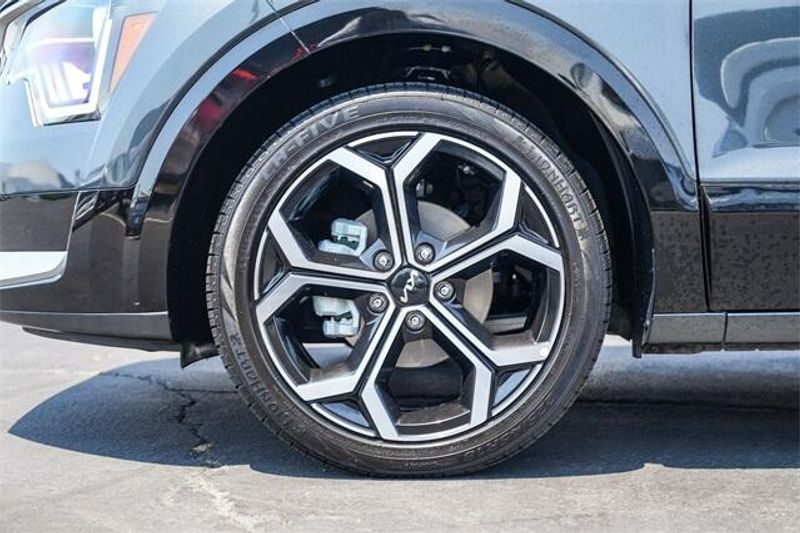 Used 2024 Kia Niro EX TouringImage 11