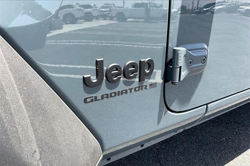 2024 Jeep Gladiator Sport 4x4Image 13
