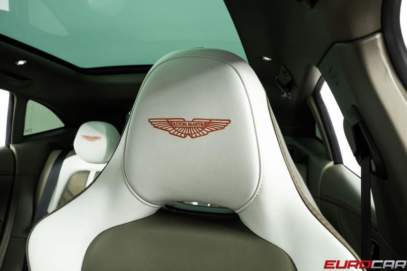 2023 Aston Martin DBX 707 *SPECIAL FACTORY PAINT * PANORAMIC ROOF*Image 40