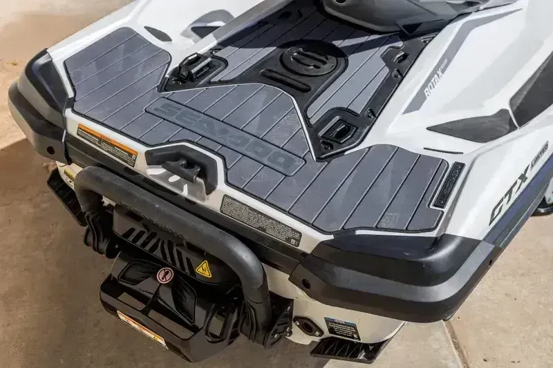NEW 2026 SEADOO GTX LIMITED 325 WITH SOUND SYSTEM Image 8