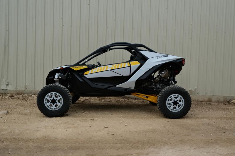 USED 2024 CAN-AM MAVERICK R 999T DCT Image 6