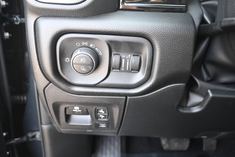 2025 RAM 1500 RebelImage 21