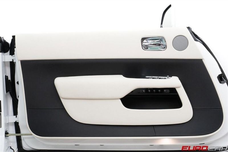 Used 2018 Rolls-Royce Dawn *BESPOKE INTERIOR * IMMACULATE CONDITION*Image 24