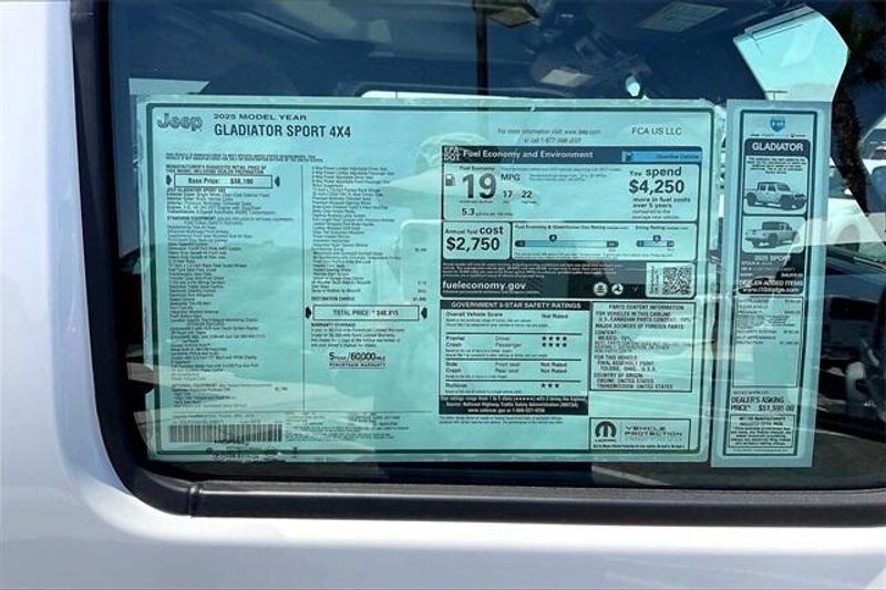 2025 Jeep Gladiator High Tide 4x4Image 16