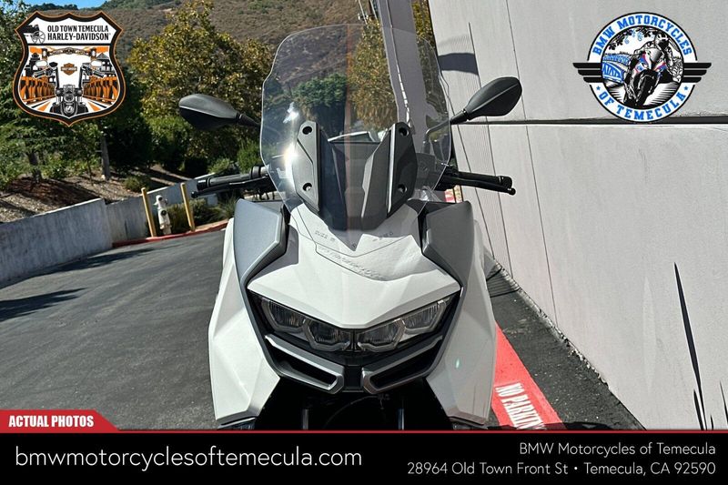 2024 BMW C 400 GT in a ALPINE WHITE exterior color. BMW Motorcycles of Temecula – Southern California (951) 506-6903 bmwmotorcyclesoftemecula.com 