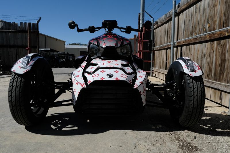 2022 Can-Am RYKER 600 BLACKImage 10