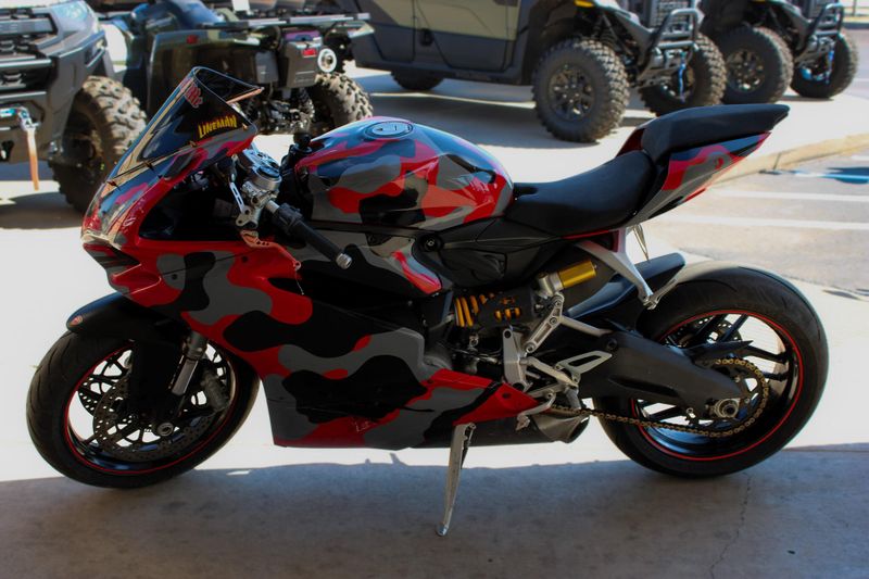 Used 2018 Ducati PANIGALE 959 Image 4