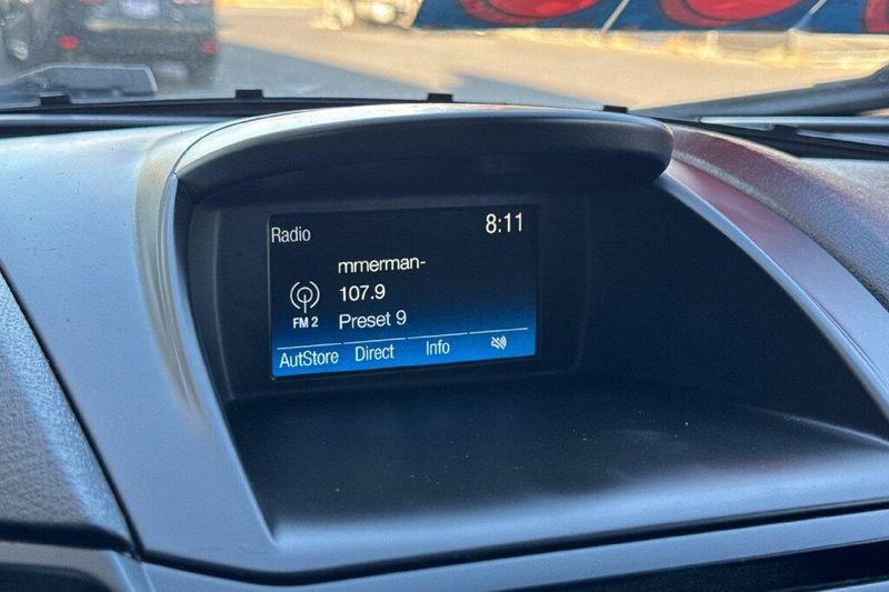 Used 2019 Ford Fiesta SEImage 16