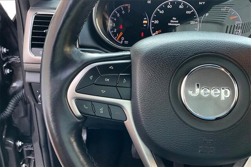 2021 Jeep Grand Cherokee Laredo XImage 18