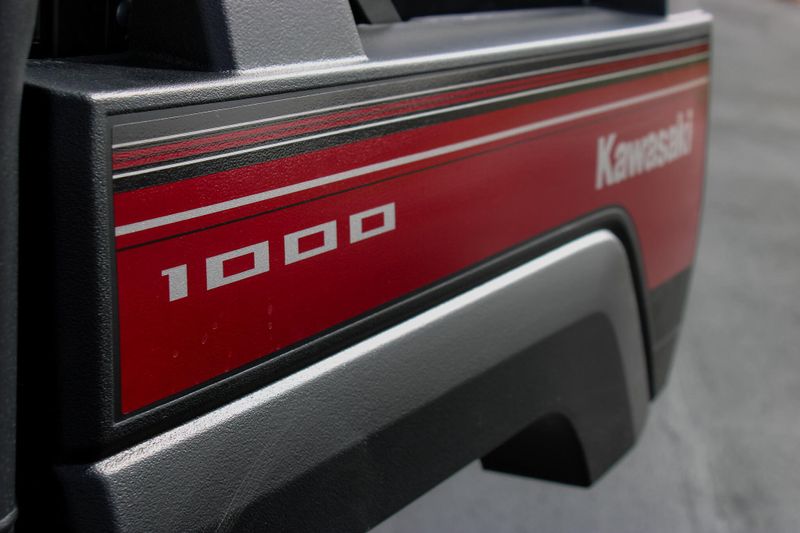 2026 Kawasaki MULE PROFXT 1000 LE PLATINUM RANCH EDITION METALLIC DEEP RED Image 21
