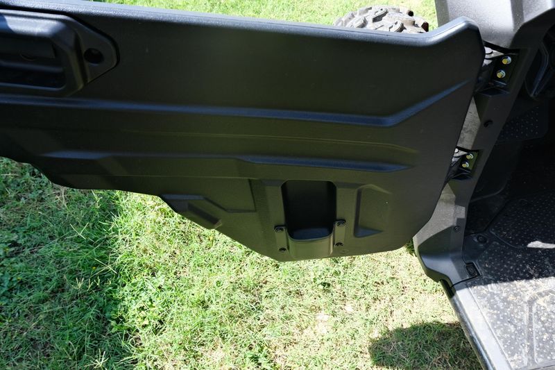 2025 Honda PIONEER 10005 TRAIL SE MATTE GRAY METALLIC Image 32