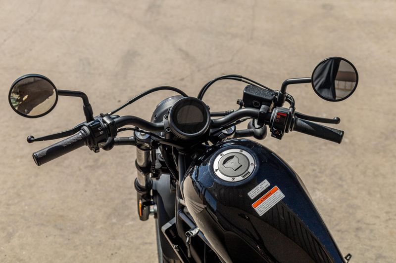 2025 Honda REBEL 300 MATTE BLACK METALLIC Image 8