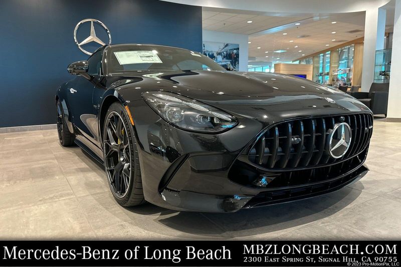 2025 Mercedes-Benz AMG GT BaseImage 1