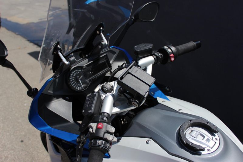 2016 BMW R 1200 RS Image 8