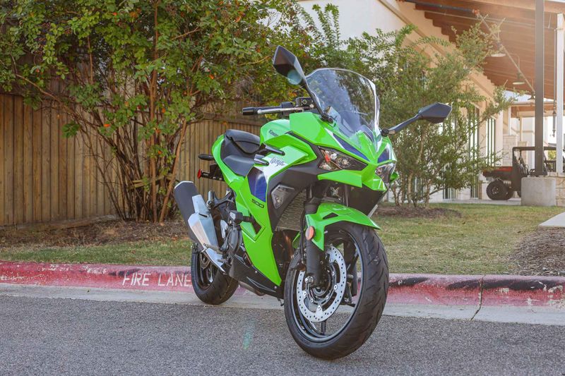 NEW 2026 KAWASAKI NINJA 500 SE ABS Image 1