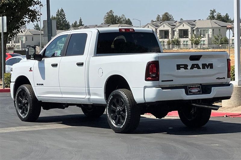 2026 Ram 2500 Big Horn photo 6
