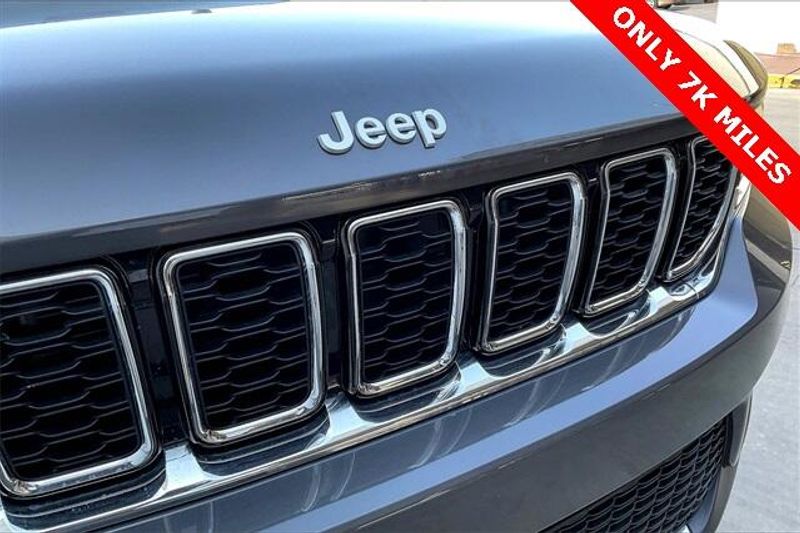 Used 2025 Jeep Grand Cherokee LimitedImage 30