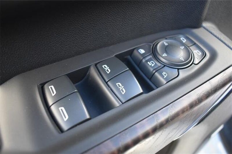 Used 2020 GMC Sierra 3500HD DenaliImage 28