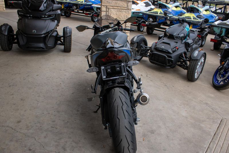 NEW 2026 KAWASAKI NINJA ZX6R Image 4
