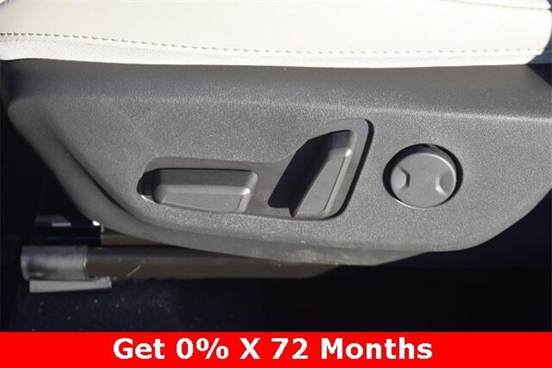 New 2025 Kia Niro EXImage 21