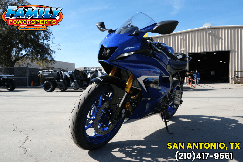 2025 Yamaha YZFR7 TEAM BLUEImage 1