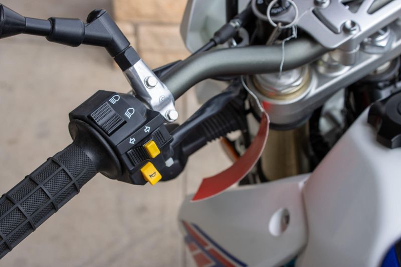 USED 2023 SUZUKI DRZ400SM BASE Image 12