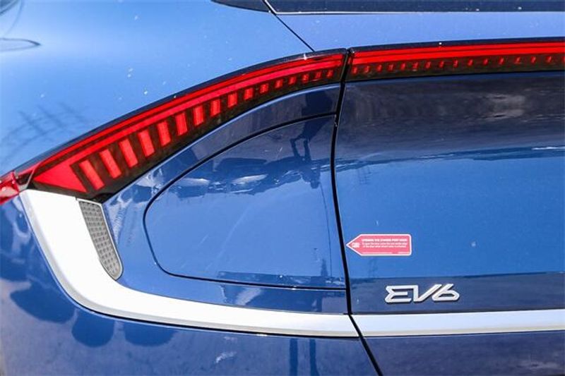 2025 Kia EV6 LightImage 17