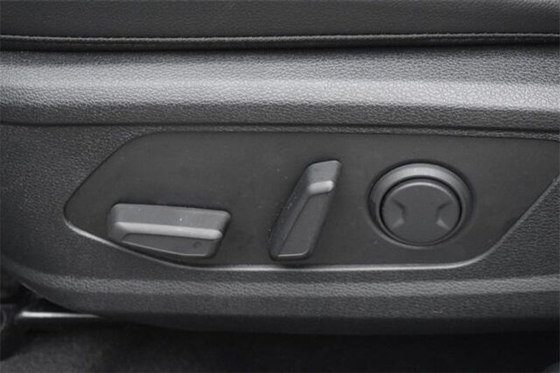 2025 Kia Sportage EXImage 21
