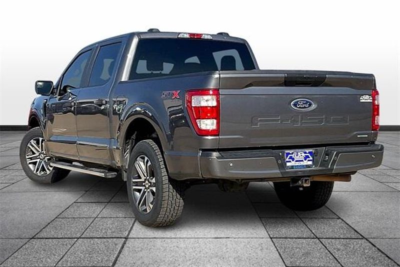 2022 Ford F-150 XLImage 12