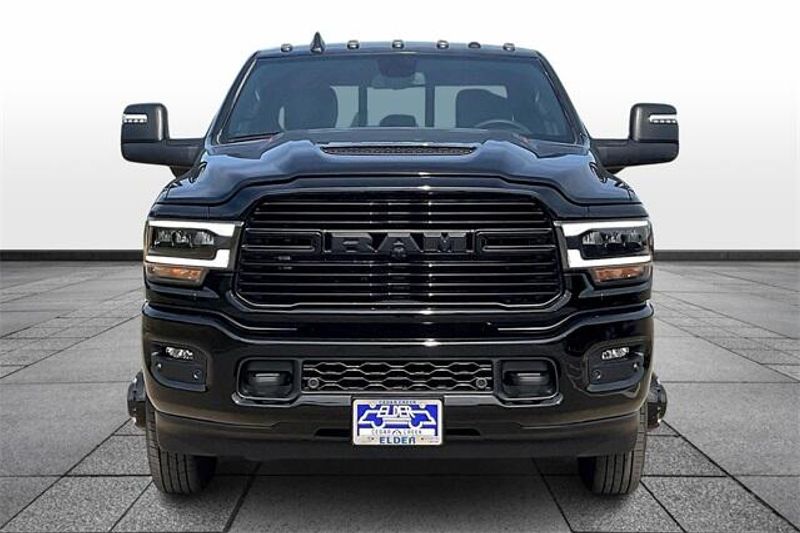 2024 RAM 3500 Laramie Crew Cab 4x4 8