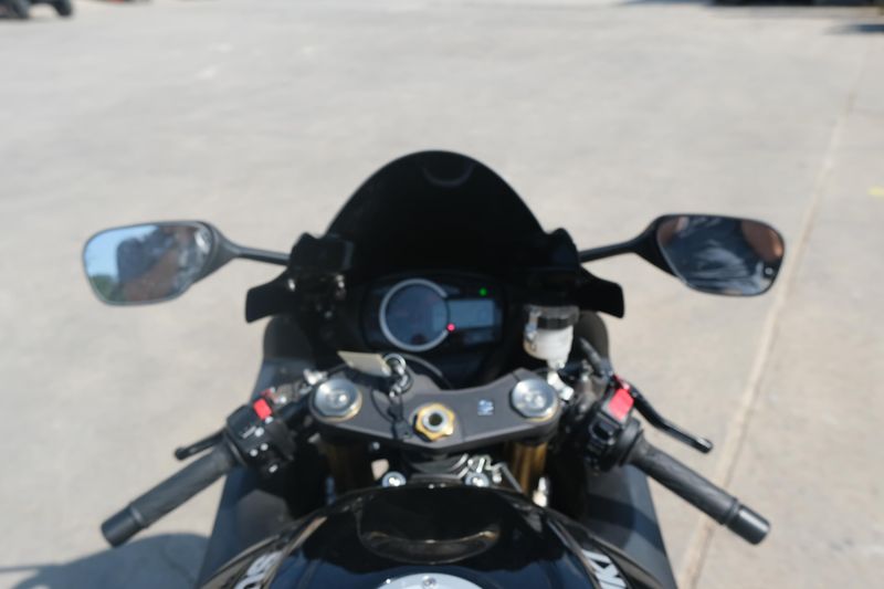 2024 Suzuki GSXR750 BLACK Image 14