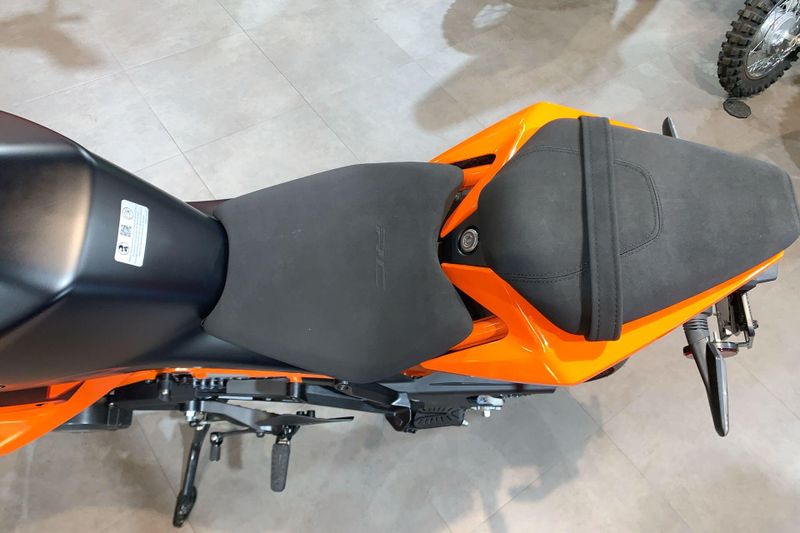 New 2024 KTM RC 390 Image 14