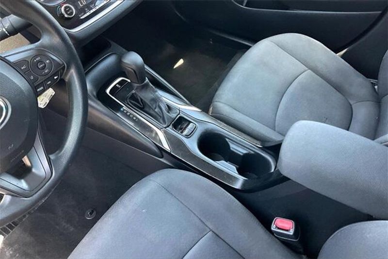 Used 2021 Toyota Corolla LEImage 17