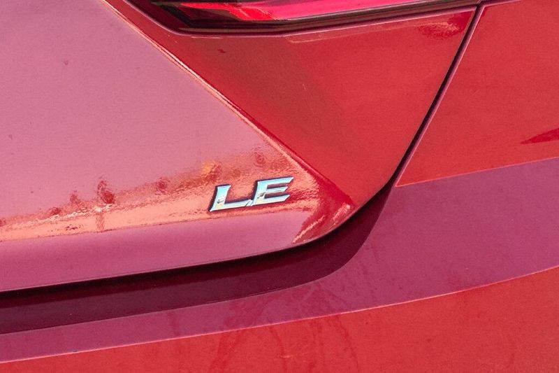 Used 2025 Toyota Camry LEImage 24