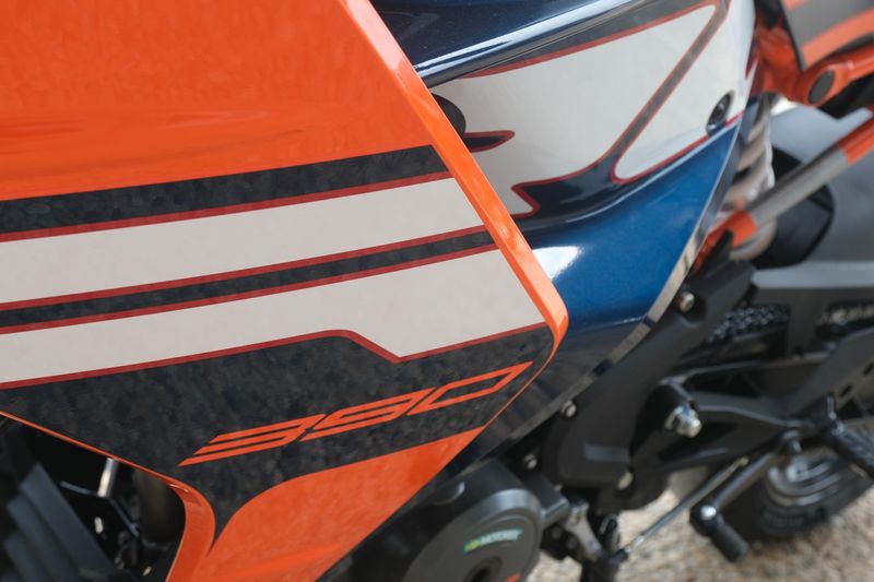 New 2024 KTM RC 390 BLUE Image 19