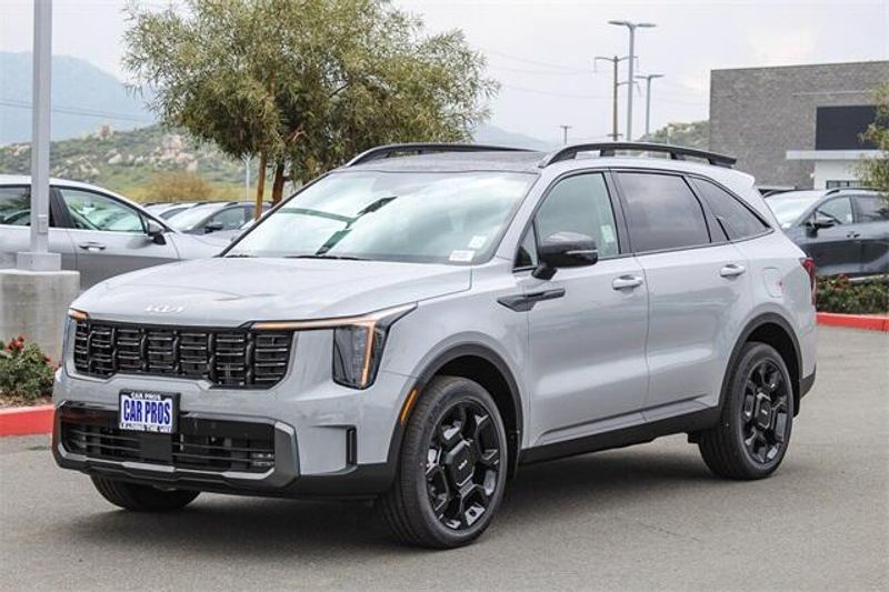New 2025 Kia Sorento X-Line EXImage 12